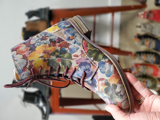 Shoe Store «Chiappetta Shoe Store», reviews and photos, 6821 39th Ave, Kenosha, WI 53142, USA