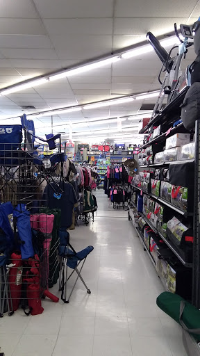 Sporting Goods Store «Big 5 Sporting Goods - Fresno», reviews and photos, 5488 N Blackstone Ave, Fresno, CA 93710, USA