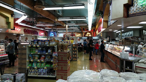 Supermarket «Vallarta Supermarkets», reviews and photos, 19725 Vanowen St, Winnetka, CA 91306, USA