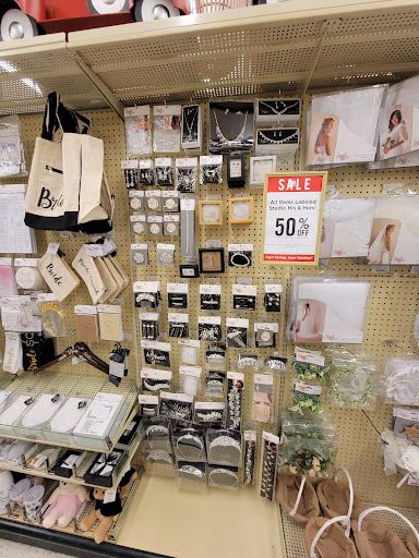 Craft Store «Hobby Lobby», reviews and photos, 3737 W Market St T, Fairlawn, OH 44333, USA