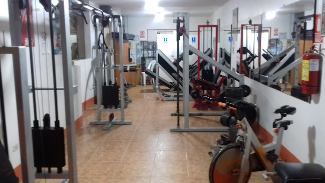 Gimnasio POWER Fitness - La Victoria