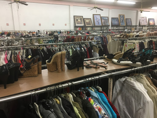Thrift Store «Circle of Concern Thrift Store», reviews and photos, 4134 Orange Ave, Long Beach, CA 90807, USA