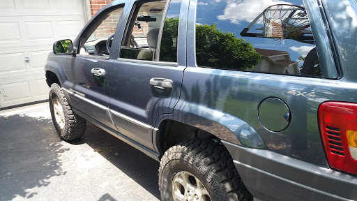 Auto Repair Shop «Auto Plus, Inc.», reviews and photos, 1175 N Farnsworth Ave, Aurora, IL 60505, USA