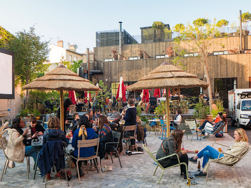 MOB HOTEL Paris les Puces by Google