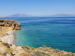 Anefanti beach'in fotoğrafı düz bir kıyı şeridi ile birlikte