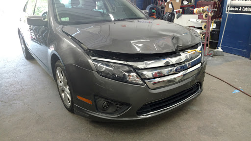 Auto Body Shop «Washington Auto Body», reviews and photos, 72 Eddy St, Attleboro, MA 02703, USA