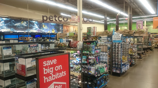 Pet Supply Store «Petco Animal Supplies», reviews and photos, 2911 W Main St, Bozeman, MT 59718, USA