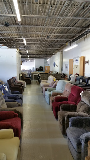 Amesbury Furniture Outlet, 63 Clinton St, Amesbury, MA 01913, USA, 