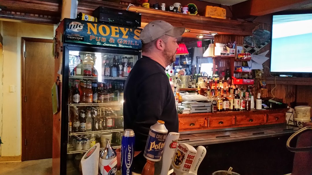 Noeys Pub & Grill