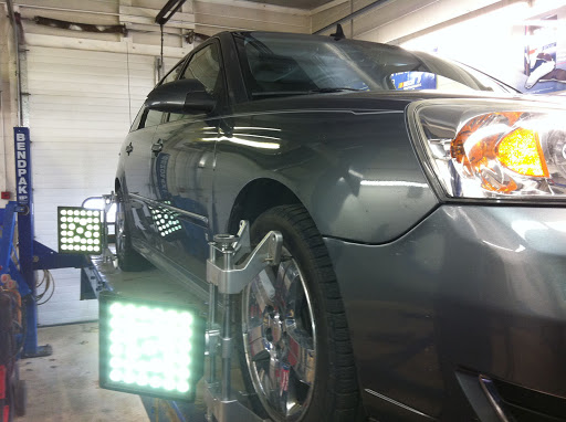 Auto Repair Shop «Mankato Crank & Chrome Auto Repair», reviews and photos, 1385 Lookout Dr, North Mankato, MN 56003, USA