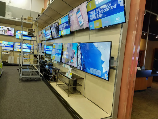 Electronics Store «Best Buy», reviews and photos, 8000 Mediterranean Drive, Estero, FL 33928, USA