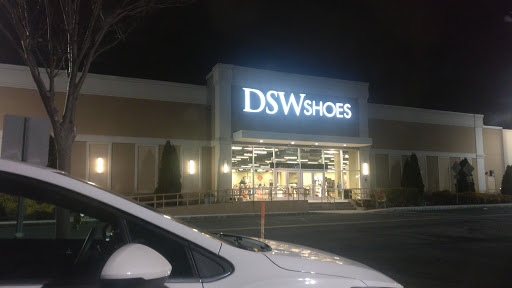 Shoe Store «DSW Designer Shoe Warehouse», reviews and photos, 95 NJ-23, Wayne, NJ 07470, USA
