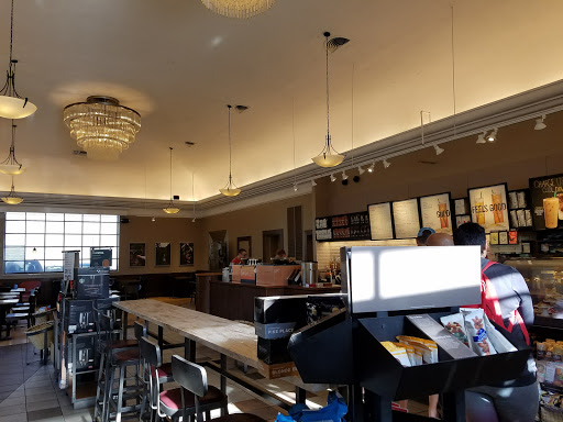 Coffee Shop «Starbucks», reviews and photos, 2450 E Main St, Bexley, OH 43209, USA