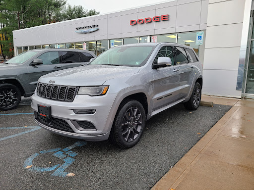 Hudson Valley Chrysler Dodge Jeep Ram, 200 Auto Park Pl, Newburgh, NY 12550, USA, 