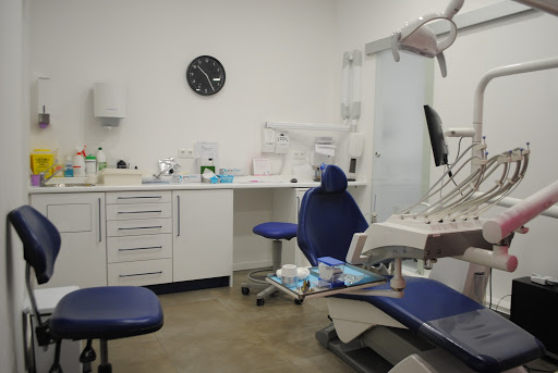 Innodenta - Clinica Dental - Zahnarztpraxis Nerja - Pl. de la Ermita, 9, 29780 Nerja, Málaga