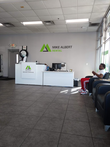 Used Car Dealer «Superior Kia», reviews and photos, 260 W Mitchell Ave, Cincinnati, OH 45232, USA