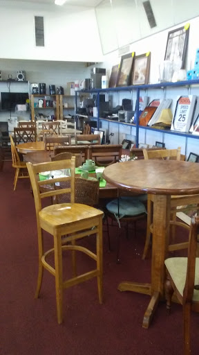 Thrift Store «The Salvation Army Family Store and Donation Center», reviews and photos, 17362 Beach Blvd, Huntington Beach, CA 92647, USA