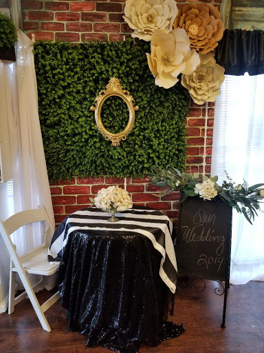 Florist «Parisian Bridal & Flowers», reviews and photos, 7924 Gateway Blvd E #150a, El Paso, TX 79915, USA