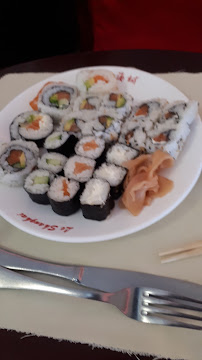 Sushi du Restaurant chinois Le Shanghai Nimes - n°11