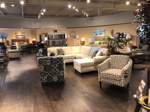 Furniture Store «Huffman Koos Furniture», reviews and photos, 1640 Broadhollow Rd, Farmingdale, NY 11735, USA