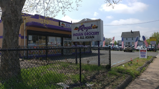 Grocery Store «Royal Indian Grocery», reviews and photos, 560 New Park Ave, West Hartford, CT 06110, USA