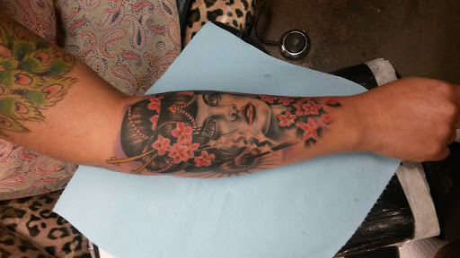 Tattoo Shop «Fat Cat Tattoo», reviews and photos, 460 CA-49, Sutter Creek, CA 95685, USA