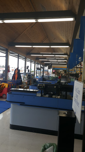 Grocery Store «JC Market Thriftway», reviews and photos, 107 North Coast Highway, Newport, OR 97365, USA