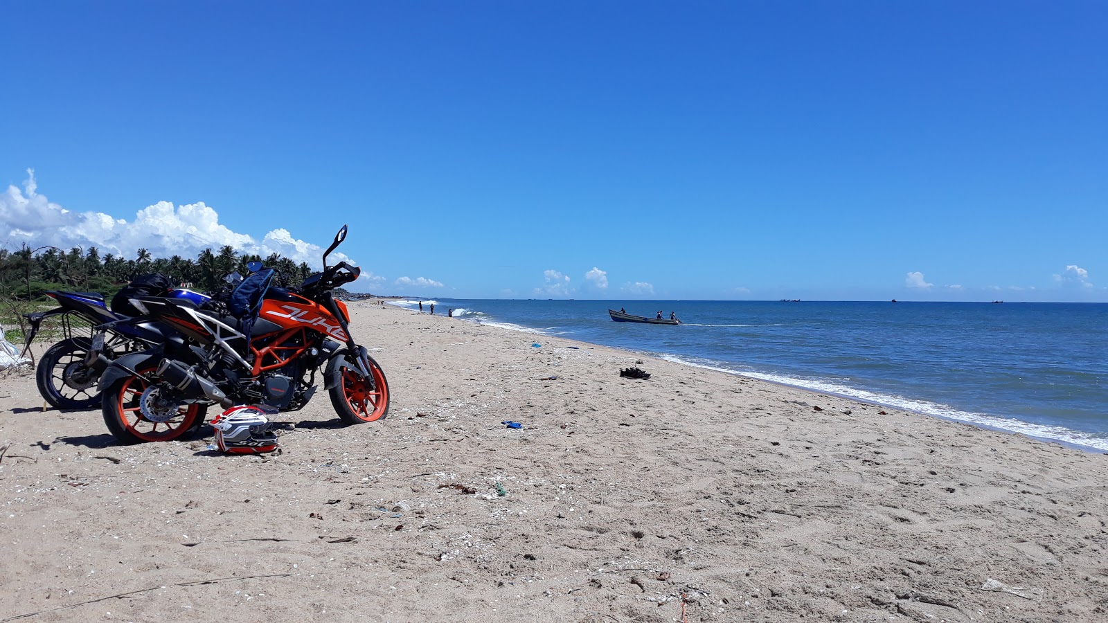 Foto di Pondicherry University Beach con abbastanza pulita livello di pulizia