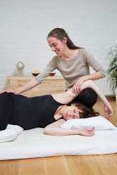 Fully Resourced Shiatsu Massage, Reiki, online life coaching, massage therapist, pregnancy massage, Bristol