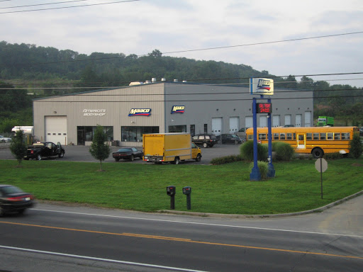 Auto Body Shop «Maaco Collision Repair & Auto Painting», reviews and photos, 28 Cannon Hill Dr, New Hampton, NY 10958, USA
