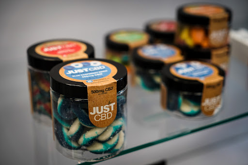 Tobacco Shop «Planet Caravan Smoke Shop», reviews and photos, 8097 Beckett Center Dr, West Chester Township, OH 45069, USA