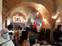 Atmosphère du Restaurant Le Ventadour à Montauban - n°13