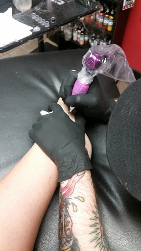Tattoo Shop «Infamous Ink», reviews and photos, 933 Lake Air Dr, Waco, TX 76710, USA