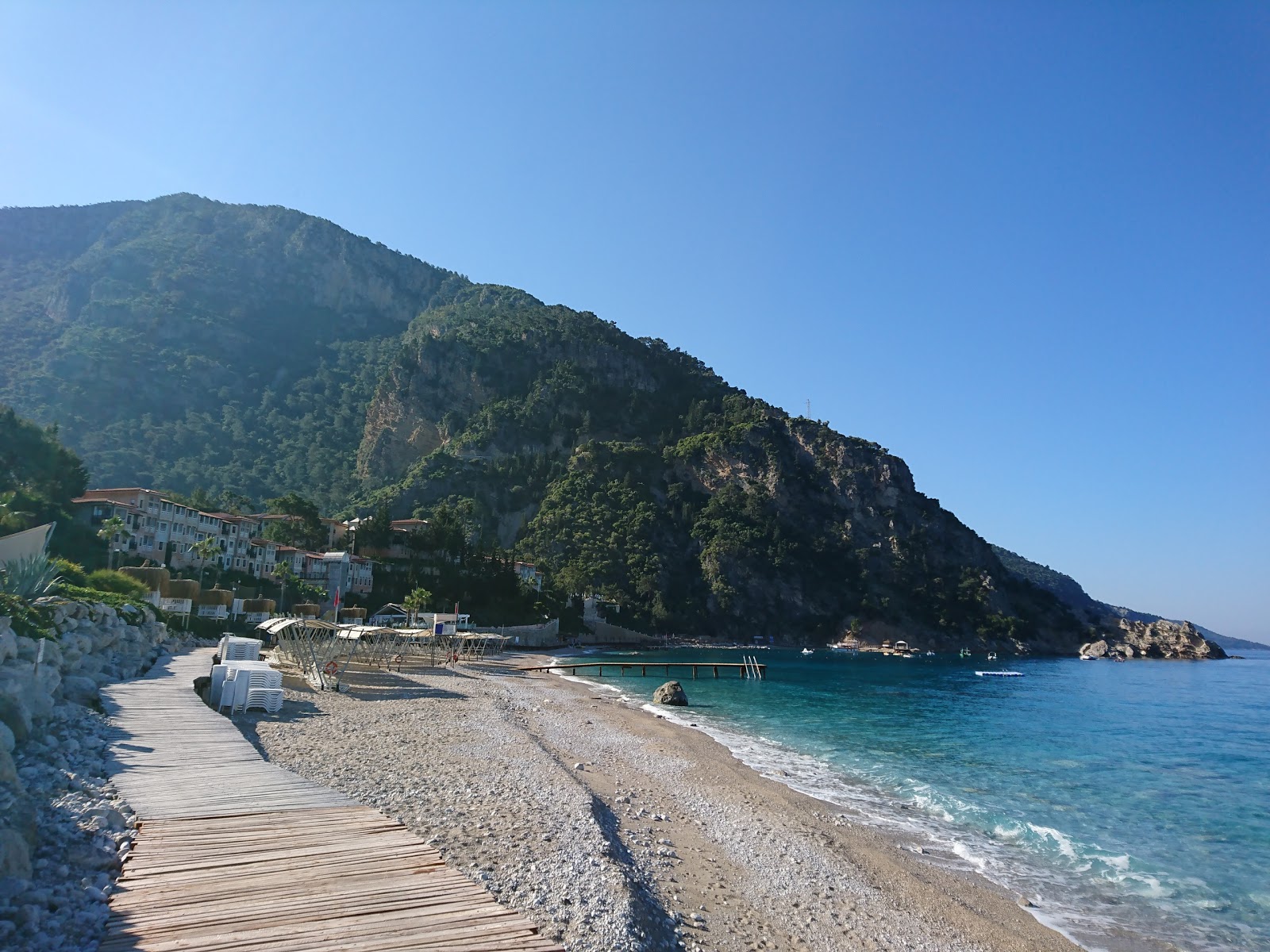 Fotografie cu Kidrak beach II cu o suprafață de apa pură turcoaz