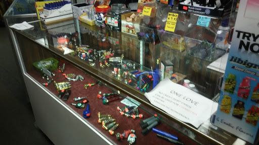 Tobacco Shop «One Love Tobacco & Gifts», reviews and photos, 7116 Gulf Blvd, St Pete Beach, FL 33706, USA