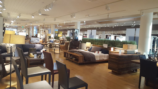 Furniture Store «Crate and Barrel», reviews and photos, 1102 Commons Dr, Geneva, IL 60134, USA