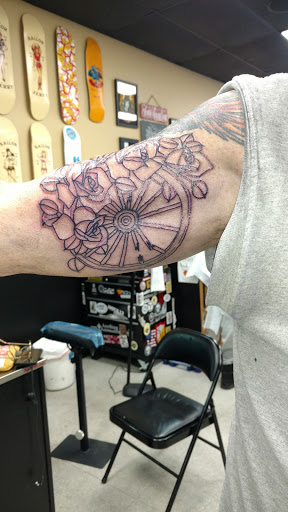 Tattoo Shop «True Tattoo», reviews and photos, 6106 Jahnke Rd, Richmond, VA 23225, USA