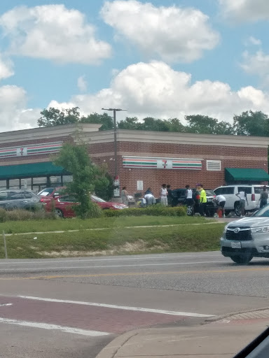 Convenience Store «7-Eleven», reviews and photos, 730 W Belt Line Rd, DeSoto, TX 75115, USA