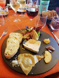 Foie gras du Restaurant français Hotel Restaurant Salle de réunion Logis le Paris Nice à Joigny - n°9