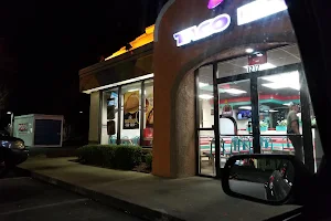 Taco Bell image