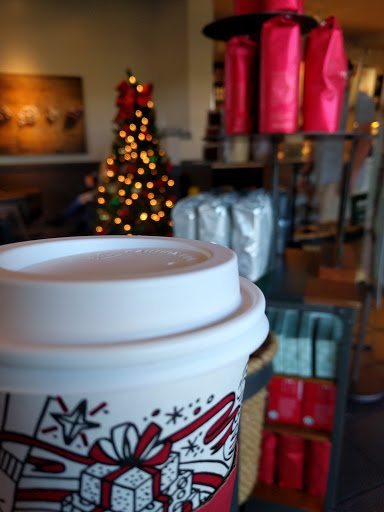 Coffee Shop «Starbucks», reviews and photos, 9580 Oak Ave, Folsom, CA 95630, USA