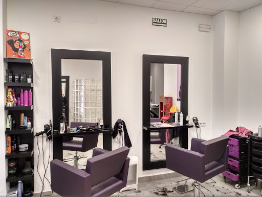 Peluquería y Estética Emfri en Linares, Jaén