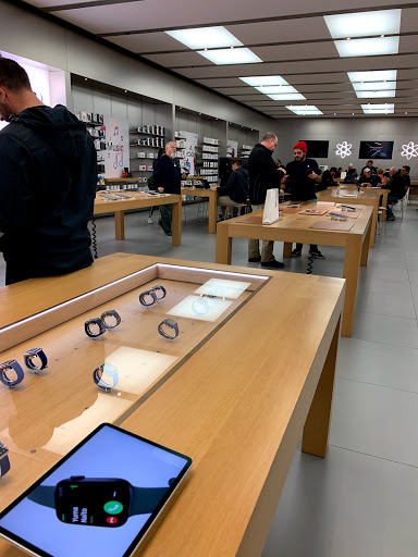 Computer Store «Apple Fashion Place», reviews and photos, 6191 State St, Murray, UT 84107, USA