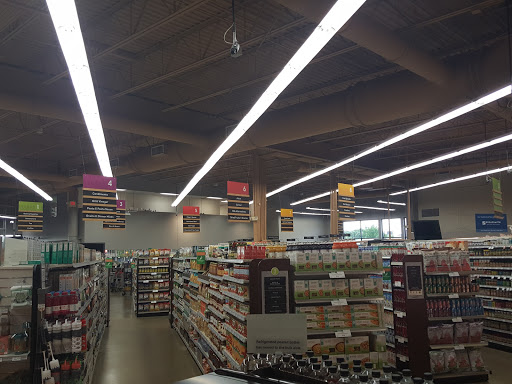 Grocery Store «Lakewinds Food Co-op», reviews and photos, 435 Pond Promenade, Chanhassen, MN 55317, USA