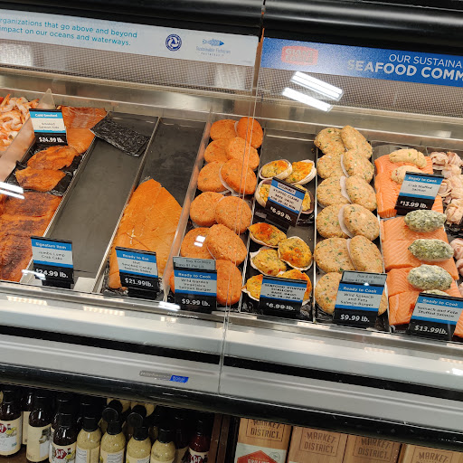 Supermarket «Giant Eagle Supermarket», reviews and photos, 6493 Strip Ave NW, North Canton, OH 44720, USA