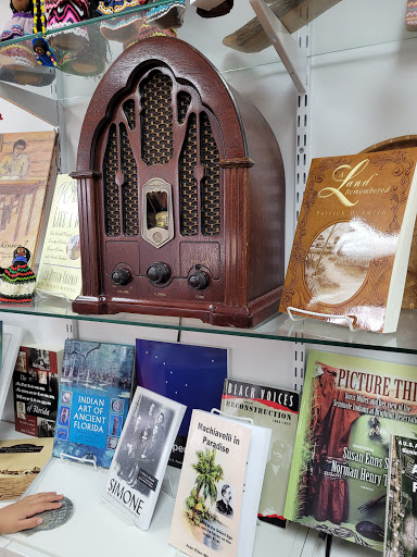 Country Club «St Lucie County Regional History Center», reviews and photos, 414 Seaway Dr, Fort Pierce, FL 34949, USA