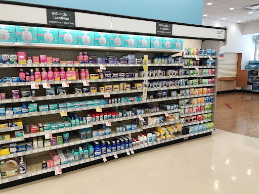 Drug Store «Walgreens», reviews and photos, 501 Collins Ave, Miami Beach, FL 33139, USA