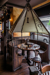 Atmosphère du Restaurant de grillades à l'américaine Old Wild West à Vaulx-en-Velin - n°6