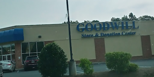 Thrift Store «Goodwill Store and Donation Center», reviews and photos, 85 Heritage Dr, Palmyra, VA 22963, USA