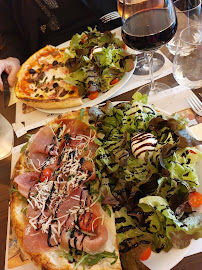 Plats et boissons du Restaurant italien Pizzeria des Halles à Belley - n°2